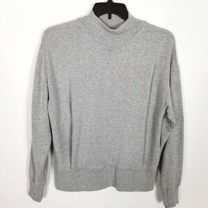 Athleta Women Apollo Crewneck Sweatshirt Sz M Gray Pullover Soft Cozy